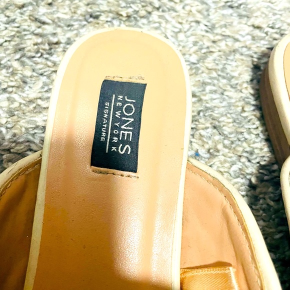 Jones New York woven mule - Picture 3 of 3